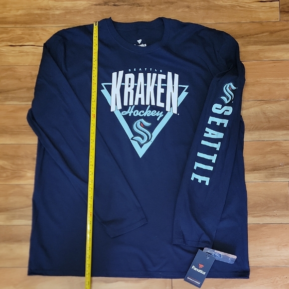 Seattle Kraken Size 2XL NHL Fanatics Navy Blue Long Sleeve Tee NEW - Picture 8 of 13